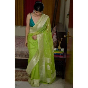 Parrot Green Banarasi Pure Chiffon georgette Saree Georgette Banarasi Silk Handwoven Saree Designer Weaving Fabric Sari Women Gifts Fabric