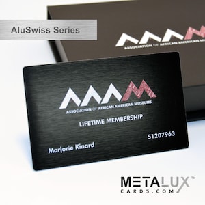 Individuell bedruckte Metallkarten | Kreditkartengröße | aus Aluminium für Mitgliedskarten, Visitenkarten und Einladungen | AluSwiss