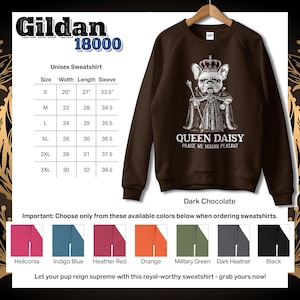 Dog Mom Sweatshirt with a personalized French Bulldog design. Ideal for dog lovers, perfect gift for dog moms and dads who love their Frenchie with humor.