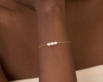 Natural Freshwater Pearl Bracelet, Dainty Real Pearl Bracelet, Bride Bracelet, Nature Pearl Bracelet for Wedding, Lovely Gift, Gift for her