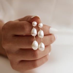 Delicados pendientes de perlas de agua dulce auténticas, joyas de boda, pendientes de novia, pendientes de diario para mamá, pendientes de 3 perlas colgantes, regalo de Navidad