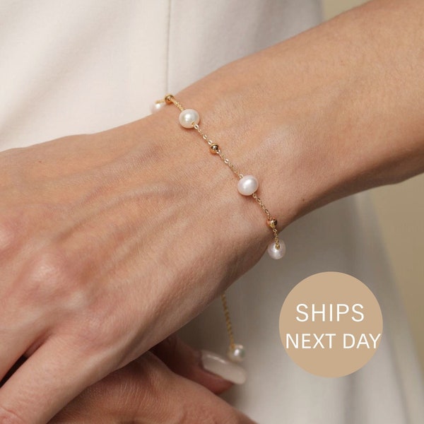 Bracelet en véritables perles d'eau douce naturelles, bracelet délicat en or 14 carats, bracelet de perles, bracelet simple, cadeau de demoiselle d'honneur, cadeau de fête des mères