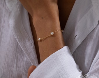 Natürliches Süßwasser Perlenarmband, Gold Perlenarmband, zierliches minimalistisches Perlenarmband, Hochzeitsarmband, Brautjungferngeschenk, Geschenk für sie