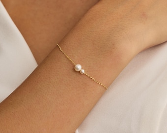 Dainty 2 Round Freshwater Pearl Bracelet, Minimalist Pearl Bracelet, Wedding Bracelet, Bridal Jewelry, Bridesmaid Gift, Mothers Day Gift