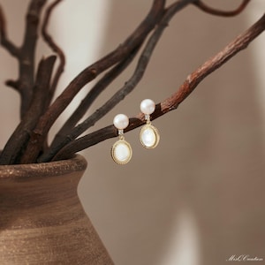 Handmade Vintage Pearl Earrings, Freshwater Pearl Earrings, Mother of Pearl Drop Earrings, Mothers Earrings, Gift for Mom, Mother&#39;s day Gift