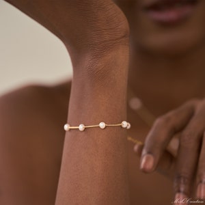 Dainty Gold Pearl Bracelet, Round Freshwater Pearl Bracelet, Minimal Pearl Bracelet, Bridesmaid Bracelet, Bridal Bracelet, Valentine's Gift