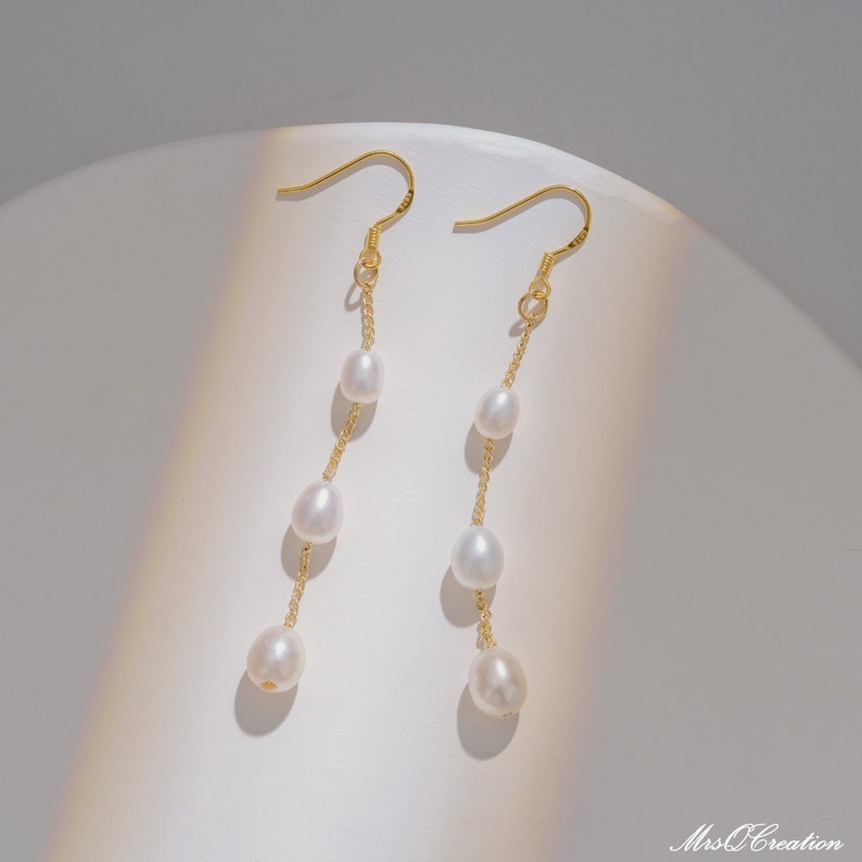 Freshwater Pearl Drop Earrings, Bridal Pearl Earrings, 18K Gold Dangle Earrings, Wedding Earrings, Valentine's Gift, Mothers day Gift zdjęcie 4