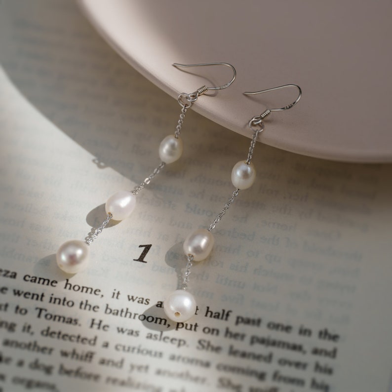 Freshwater Pearl Drop Earrings, Bridal Pearl Earrings, 18K Gold Dangle Earrings, Wedding Earrings, Valentine's Gift, Mothers day Gift zdjęcie 5