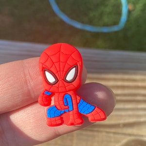 Perlina focale in silicone da supereroe // Perline ispirate a Spider Man