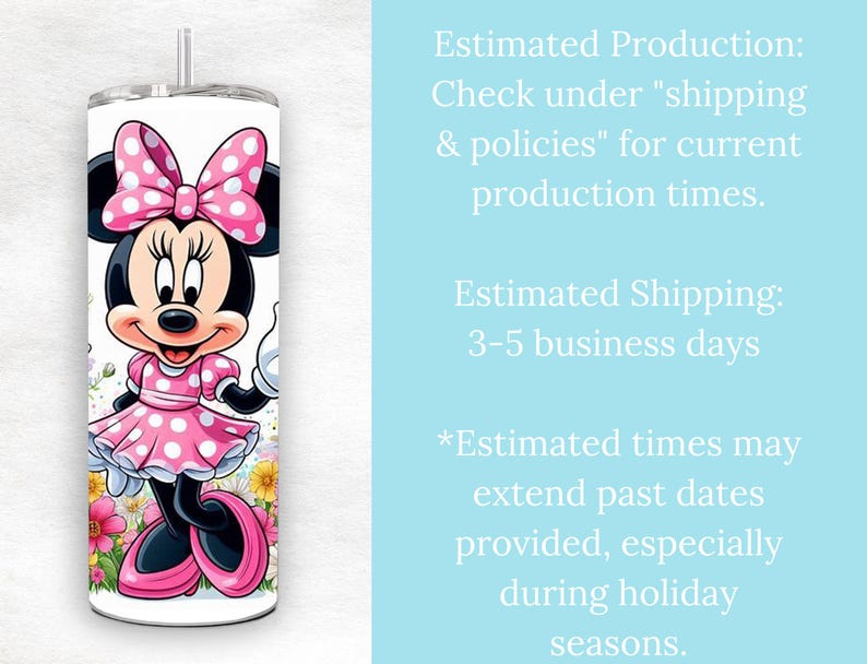 Puede incluir: Un vaso blanco con un dise&ntilde;o de lunares rosa y blanco que presenta una imagen de dibujos animados de Minnie Mouse con un vestido rosa y un lazo rosa. El vaso tiene una pajita.