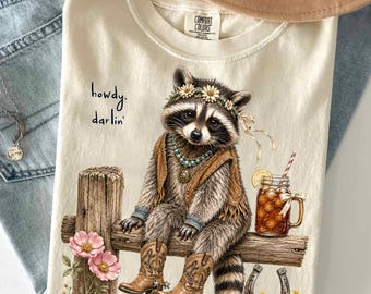 Funny Western Raccoon PNG, Howdy Darlin Shirt Design, Cute Cowgirl Animal Clipart, Halftone Rodeo Aesthetic Graphic, Country Vintage PNG