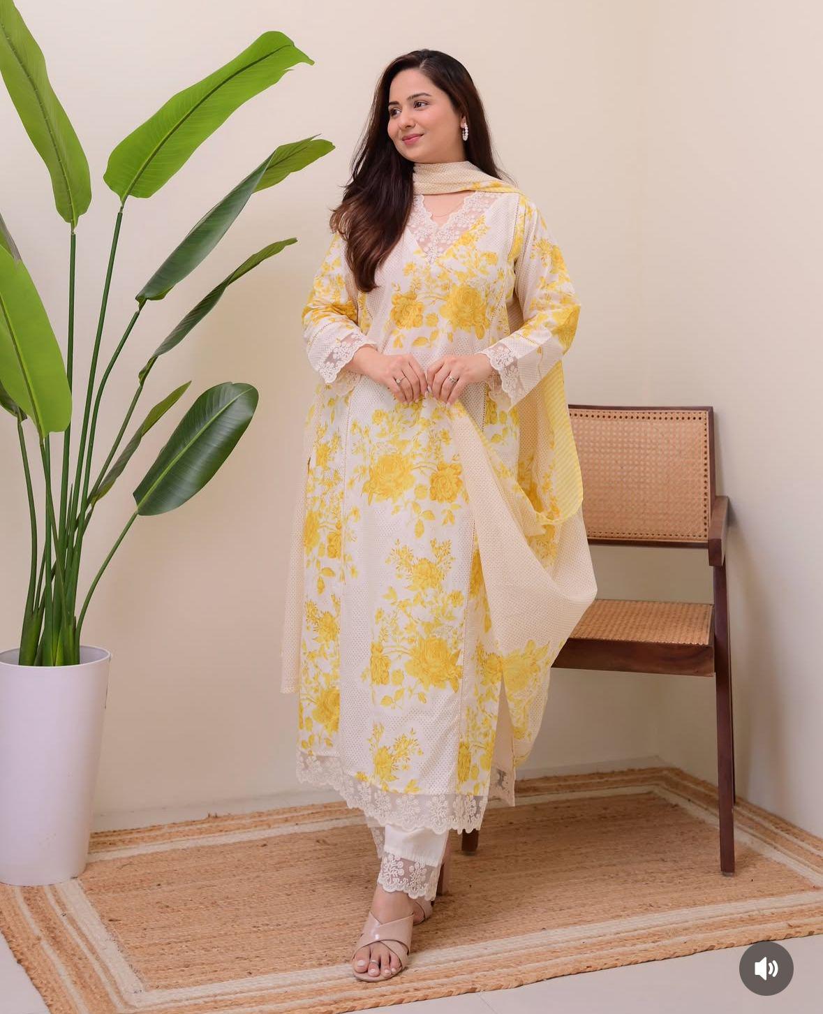Sanganeri Yellow Cotton Kurti Set with Dupatta: Indian Salwar Kameej