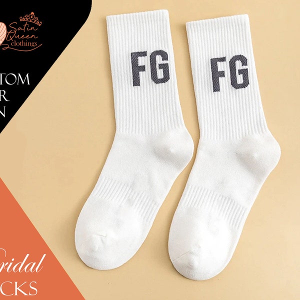 Embroidered Socks - Custom Text No Bad Vibes Unisex Cotton Sock - Street Style Crew Cotton Socks with Embroidery in Black and White