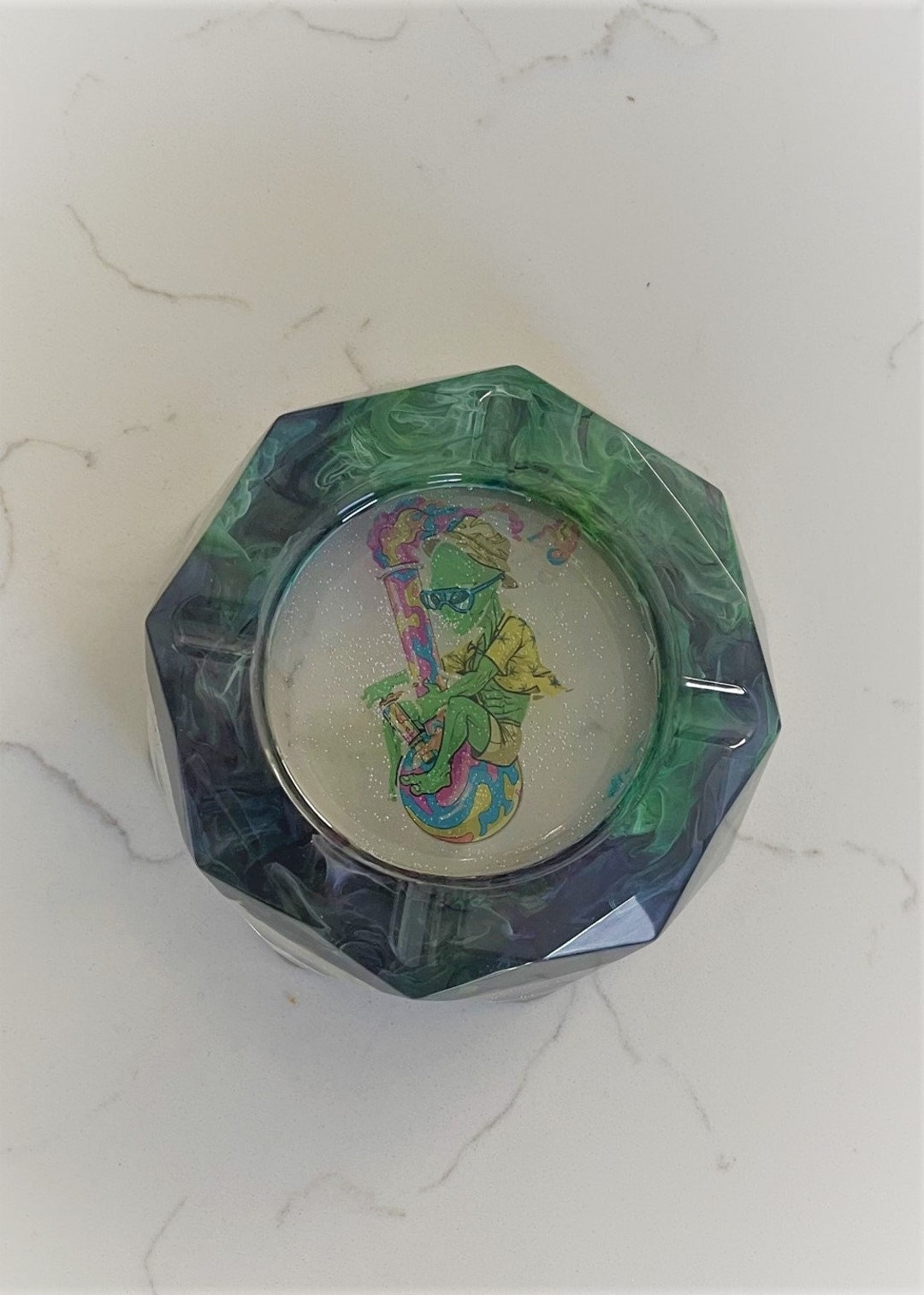 Alien Ashtray / Alien Resin Ashtray / Alien Smoking Ashtray / Alien ...