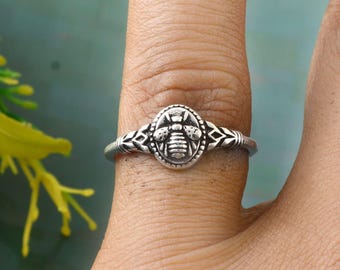 Dainty Bumble Bee Silver Plated Ring, Boho Hippie Style
