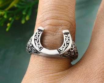 Horse Shoe Ring SILVEr Lucky Horseshoe Good Luck Talisman