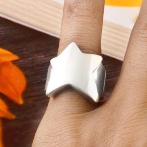 Star Silver Ring, Statement Ring, Minimalist Ring, Solid Sterling Silver, Unisex Ring, Star Jewelry, Falling Star Ring, Geometric Ring