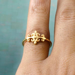 Silver Celtic Knot Ring, Infinity Knot Ring for Women, Minimalist Celtic Ring, Irish Ring, Simple Thumb Ring,