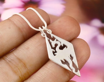 Dragon Symbol Pendant Necklace