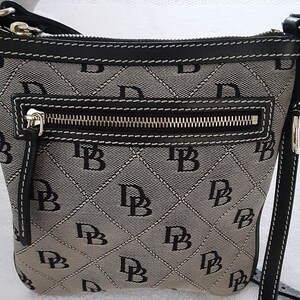 Dooney & bourke maxi quilt signature crossbody clearance