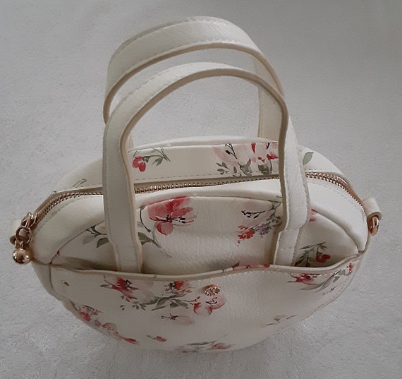 LC Lauren Conrad Handbags from Kohl's | Purse accessories, Purses, Lc lauren  conrad