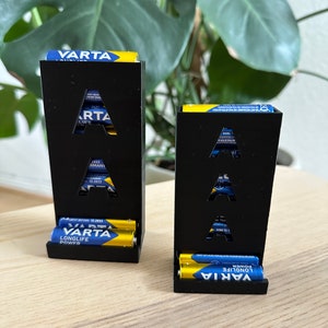 Battery dispenser
