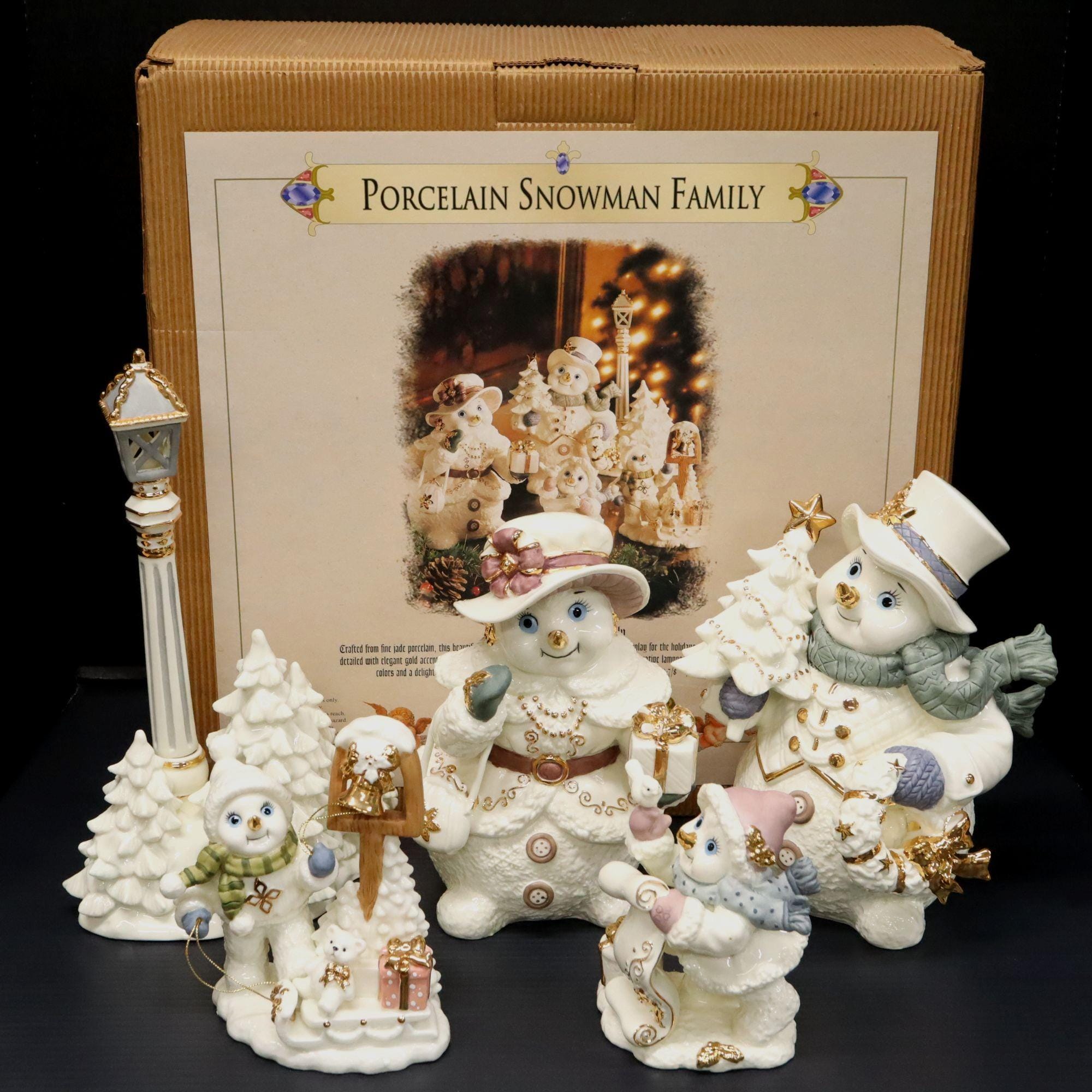 Grandeur Noel Porcelain Snowman Family 2001 Collectors Edition