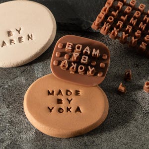 Personalice masa, cerámica, galletas, fondant, chocolate, sellos de letras en miniatura, sellos de letras, sellos del alfabeto para arcilla