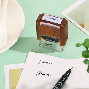 Benutzerdefinierte selbstfärbende Namenstempel, kursiver Namenstempel, Namenstempel, Kalligraphiestempel, quadratischer Selbstfarbstempel, benutzerdefinierte Namenstempel für Papier