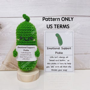 Modèle de cornichon pour le soutien émotionnel, Termes anglais américains, Cadeau de Noël fait main, Concombre au crochet avec affirmation positive, Sorte de gros aneth