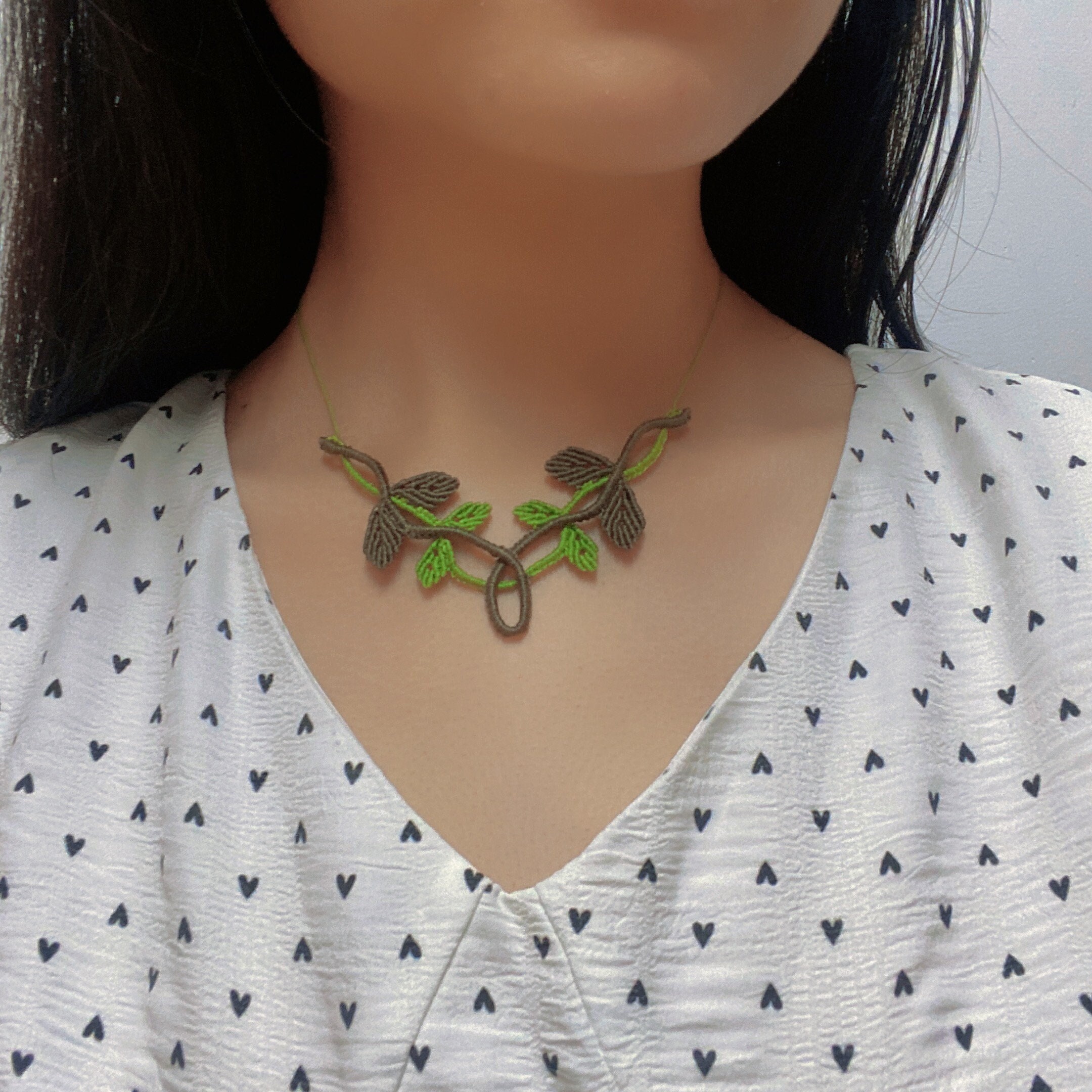 Leaf Macrame Choker Tutorial for Holiday and Travel,Adjustable Handmade Necklace Pattern,Micro Macrame Jewelry Pattern,Do It Yourself