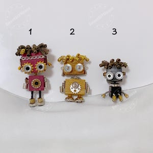 Retro Steampunk Robot Keychain, Handmade Unique Wood Robotic Club Gift, Punk Robot Charms, Cute Crafted Robot Necklace,Funny Steampunk Model