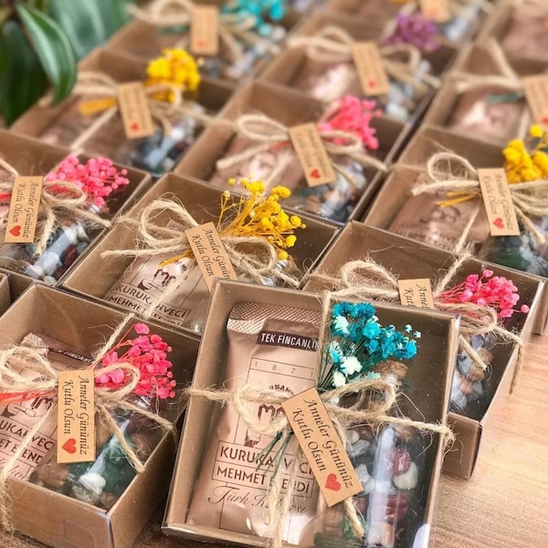 Chocolate Favors , Favors For Guests, Coffee and Pebble Chocolates, Engagement Favours, Custom Wedding Favours,