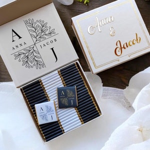 50 Chocolate Wedding Favors, Engagement Chocolate, Wedding Favors for Guests, Personalized Wedding Chocolate, Party Favors, Custom Favors