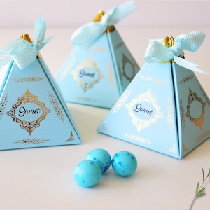 Favores piramidales personalizados, cajas de favores de boda para invitados, caja de regalo de bodas, baby shower, favores únicos para recepción, cajas de favores para bebés