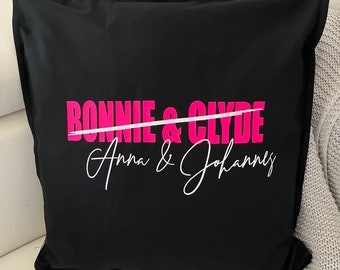 Kissen "Bonnie & Clyde" personalisiert, Kissenhülle / Partner, Hochzeit, Jahrestag, Hochzeitstag, Couple, Paar