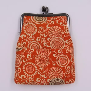 YUZEN GAMAGUCHI Japanischer Geldbeutel Kikugarakusa Kowatari Beutel Kiss Lock Verschluss Rahmen Orange Kimono Brieftasche Kartenhalter Zen Geschenk 50er Jahre NOS