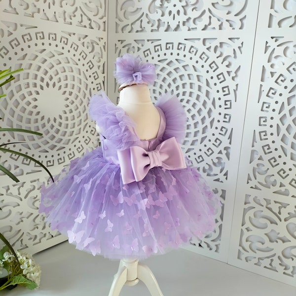 Robe détaillée papillon,Robe premier anniversaire,Robe lilas pour bébé fille,Robe de princesse pour séance photo,Robe bébé lavande luxs,Dres en dentelle pour bébé fille