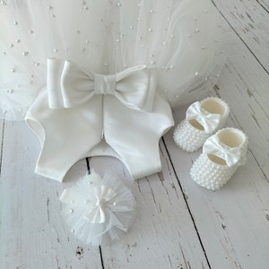 Children's White Birthday Dress Princess Dress with Pearls