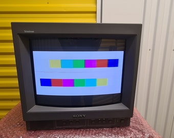 Sony Trinitron PVM-14N6E Video Colour Monitor in good condition