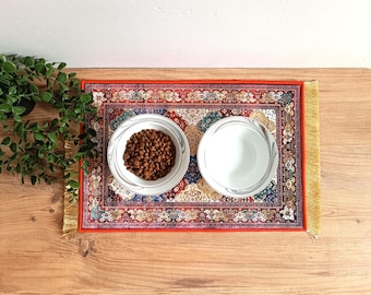 Dog Placemat, Nonslip, Waterproof, Turkish Rug Cat / Dog Bowl Mat, Carpet Pet Feeding Mat, Cat Gift