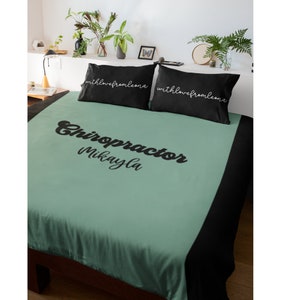 Chiropractor Gift, Chiropractor Personalized Blanket, Custom Chiropractor Name Gift, Personalized Chiropractor Gift,Custom Chiropractor Gift