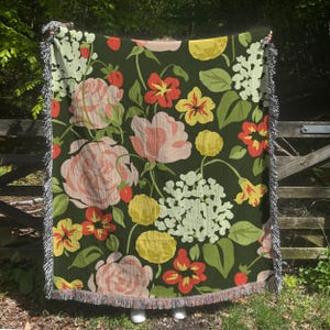 Woven Floral Blanket Garden Flower Throw Boho Fringe Blanket, Wildflower Tapestry, Sofa Throw, Gift For Mom Grandma Newlyweds Housewarming