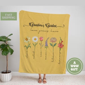 Personalized Grandma&#39;s Garden Blanket, Birth Month Flower Blanket with Grandkids Names, Custom Floral Throw for Grandma Blanket Gramma Gift