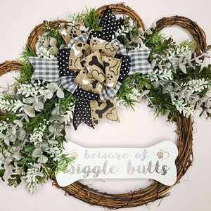 Dog Paw Wreath with Bone Sign  (13")