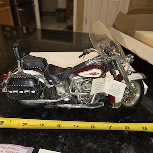 Franklin Mint 1:10 Scale Harley Davidson Classic Softtail