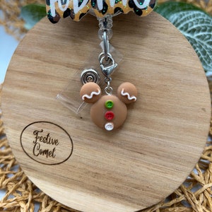 Christmas mouse badge reel charm, badge reel charm, badge reel accessories, zipper pull, kids zipper pull, pediatric badge reel