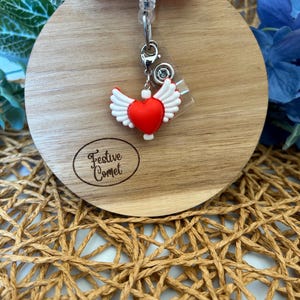 Valentine’s badge reel charm, badge reel charm, badge reel accessories, Valentine’s Day charm, zipper pull, project bag charm, heart charm