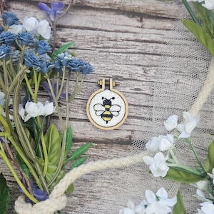 Mini Bumble Bee Cross Stitch Pattern