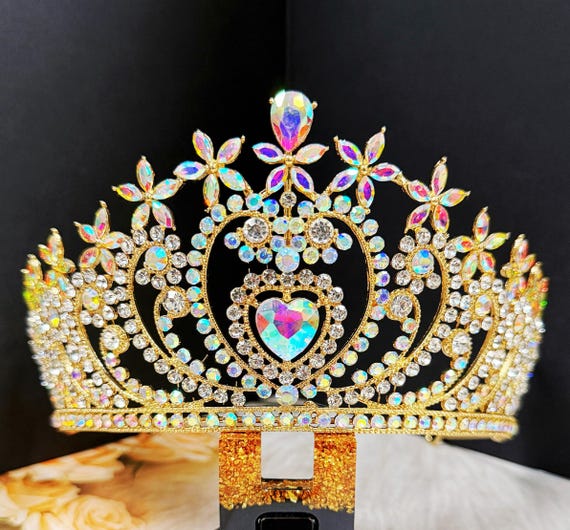 Crystal Heart Tiara: Gold Rhinestone Bridal Crown - Etsy display picture 3